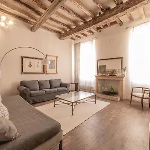  Apartamento Casa Sangiacomo Quattro Italia