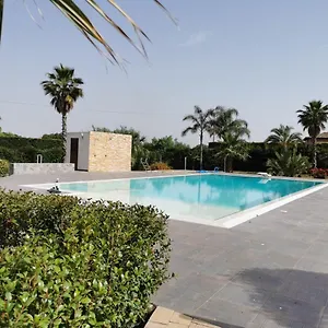 https://villa-canicatti.sicilyhotelsitaly.net