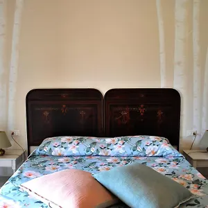 https://casa-giuli.it-lombardy.com